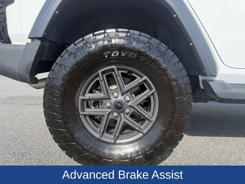 Used 2024 Jeep Wrangler Unlimited Sport AWD/4WD image 9