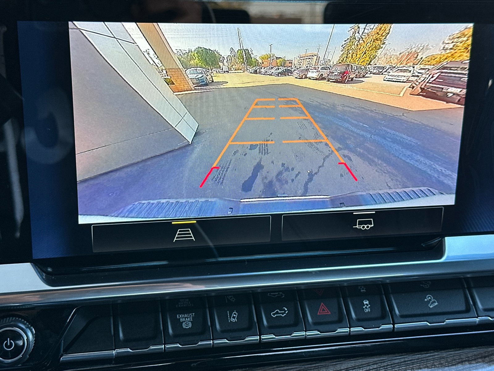 Used 2024 Chevrolet Silverado 2500 LT w/ Convenience Package image 18