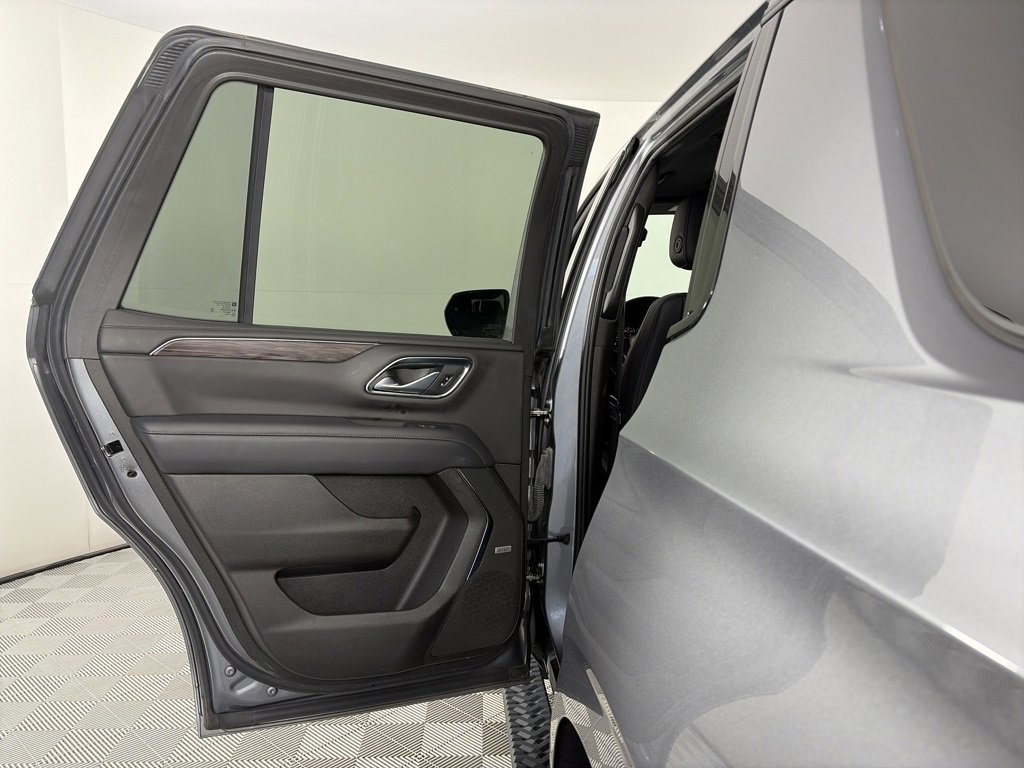 Used 2021 Chevrolet Tahoe Z71 image 12