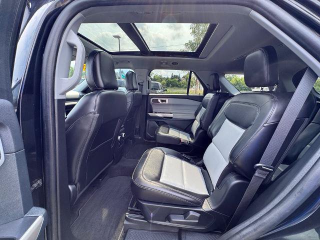 Certified 2023 Ford Explorer XLT w/ Equipment Group 202A AWD/4WD image 15
