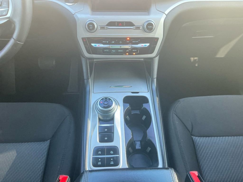 Certified 2023 Ford Explorer XLT RWD image 20