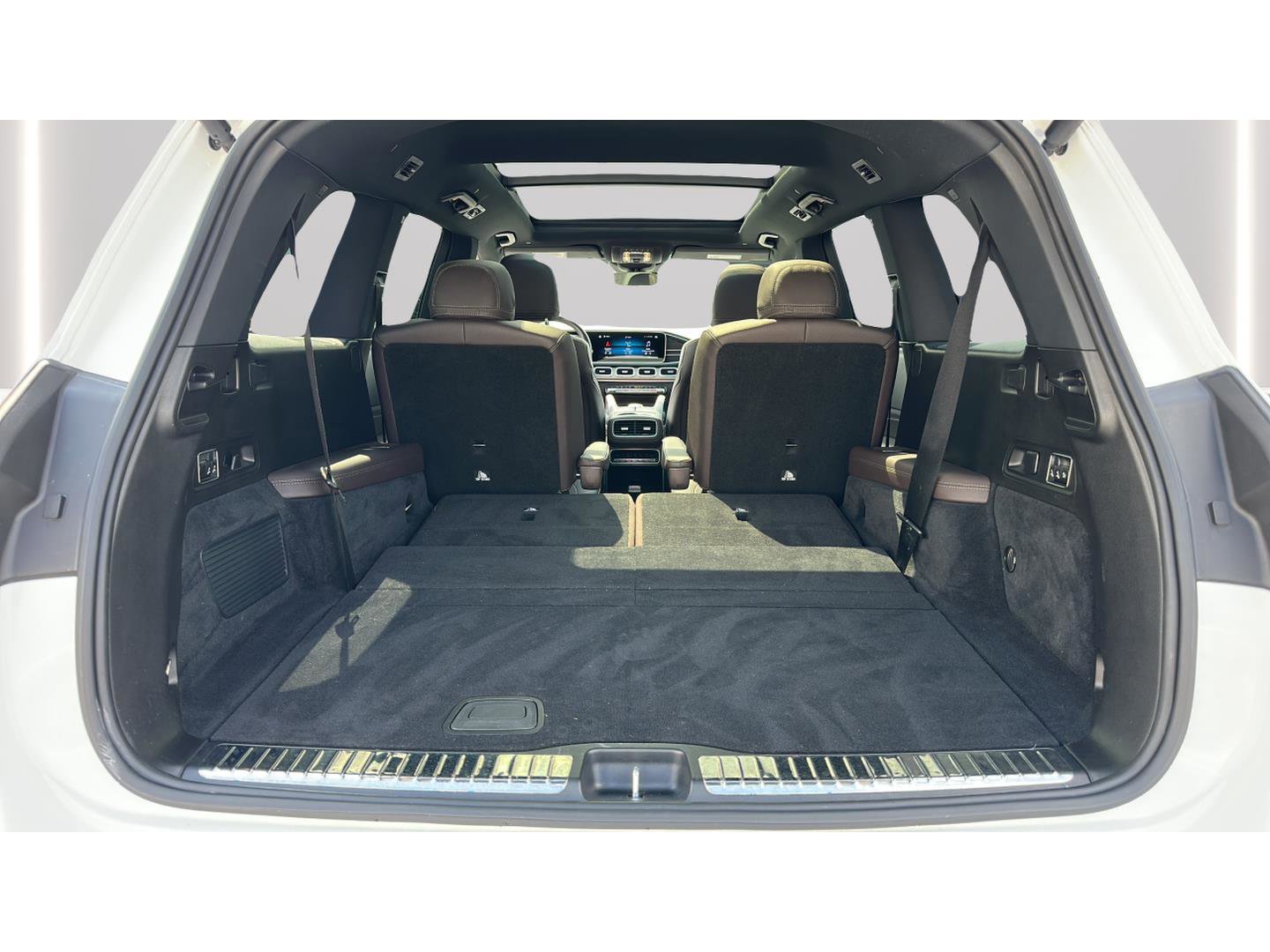 Used 2022 Mercedes-Benz GLS 450 4MATIC image 12