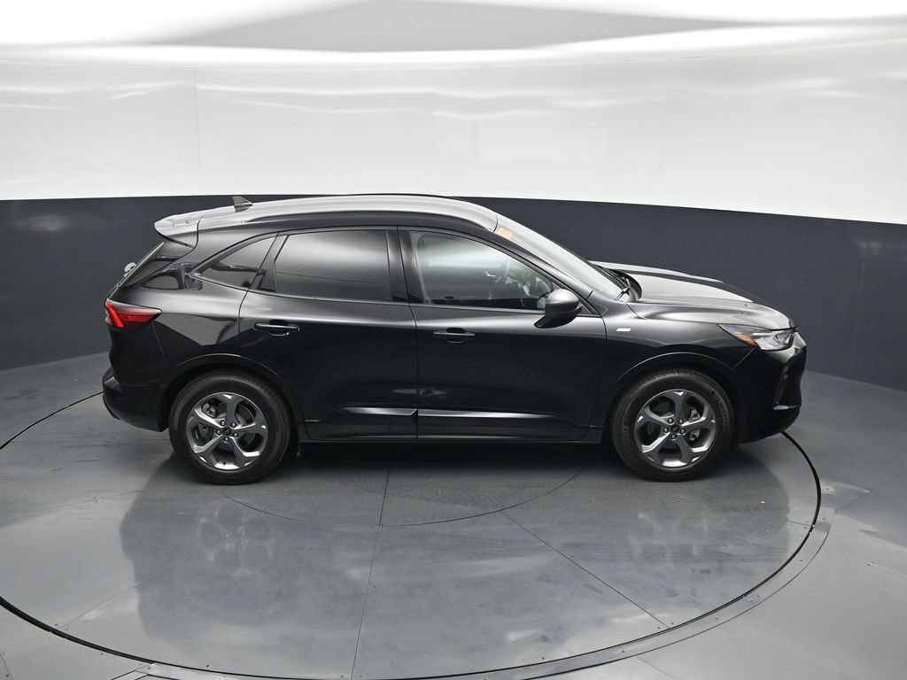Certified 2023 Ford Escape ST-Line w/ Tech Pack #1 FWD image 40