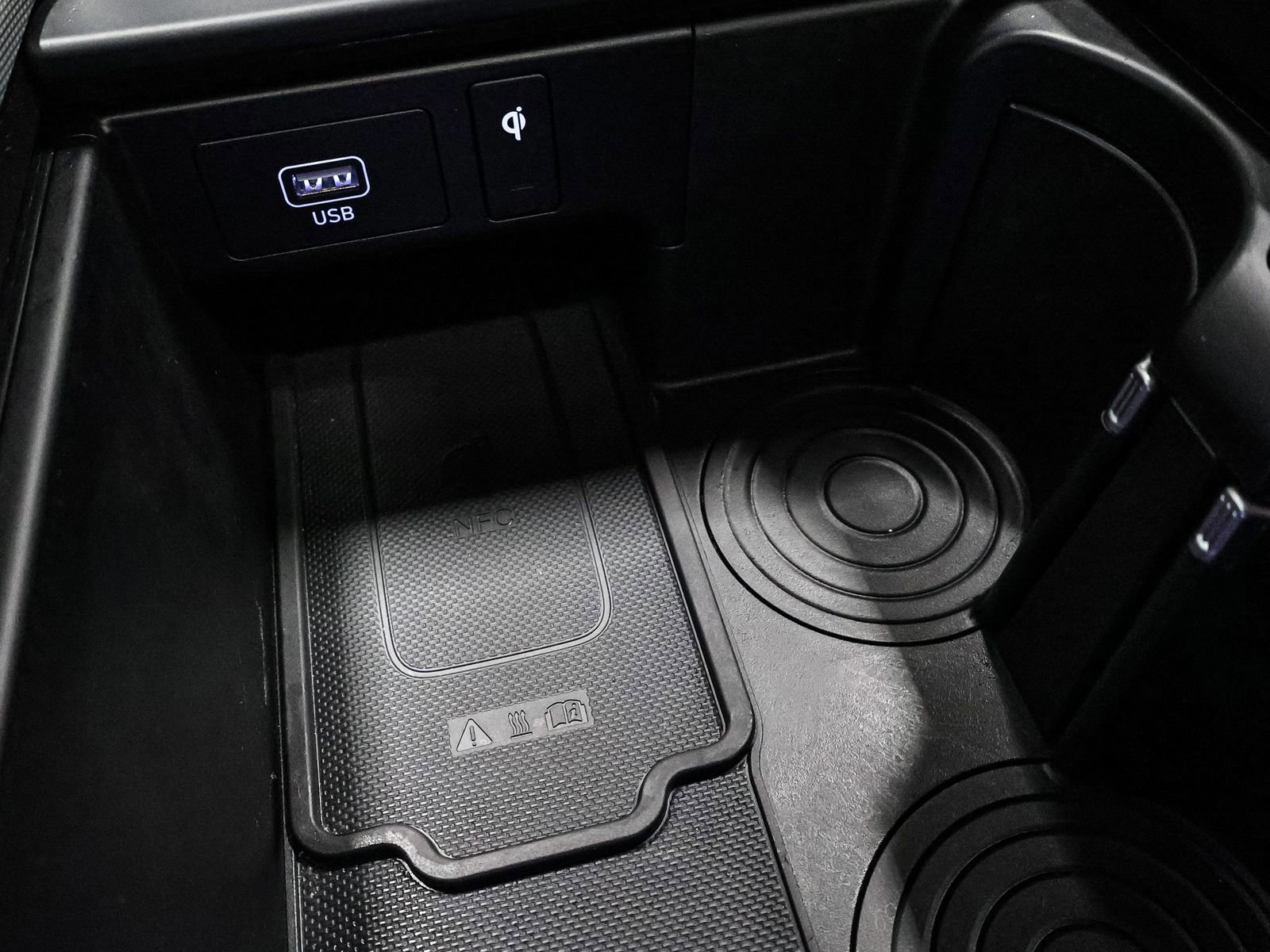 Used 2024 Hyundai Palisade Calligraphy image 29