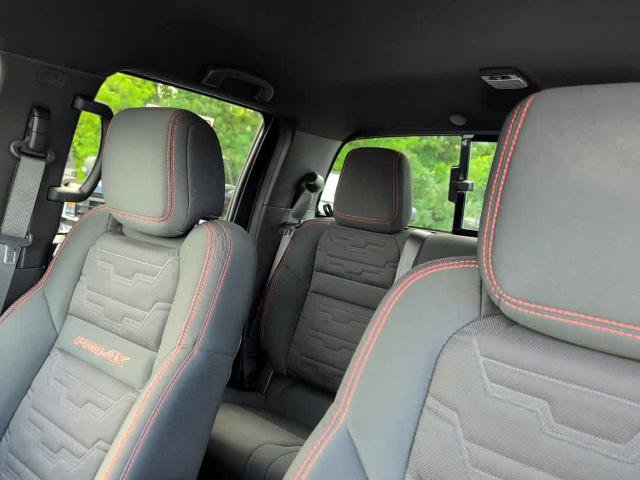 Used 2023 Nissan Frontier PRO-4X w/ Pro Convenience Package AWD/4WD image 15