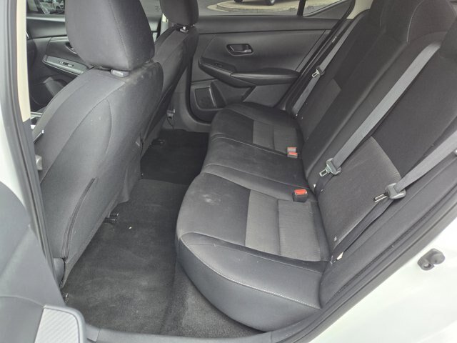 Used 2025 Nissan Sentra SV FWD image 10