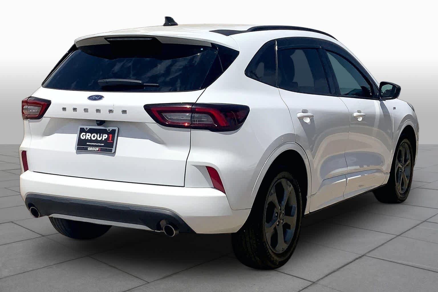 Certified 2023 Ford Escape ST-Line FWD image 13