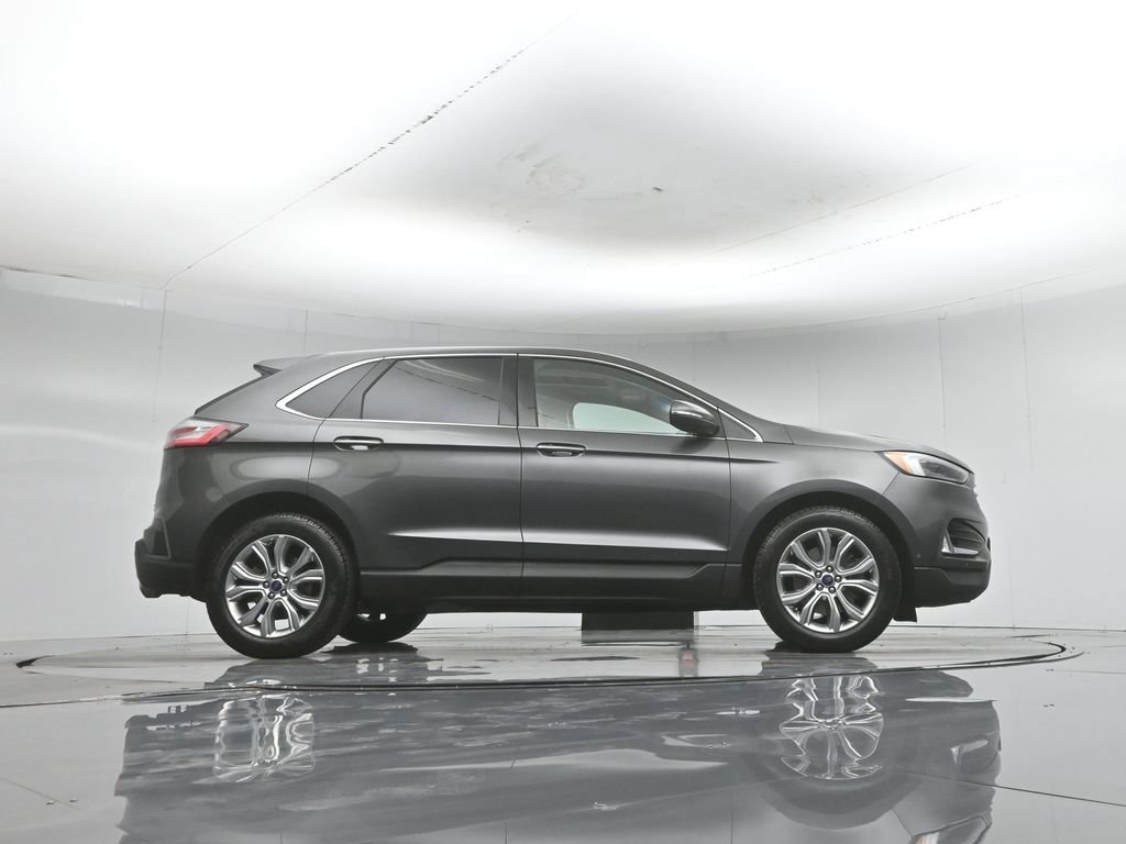 Certified 2020 Ford Edge Titanium w/ Equipment Group 301A AWD/4WD image 50