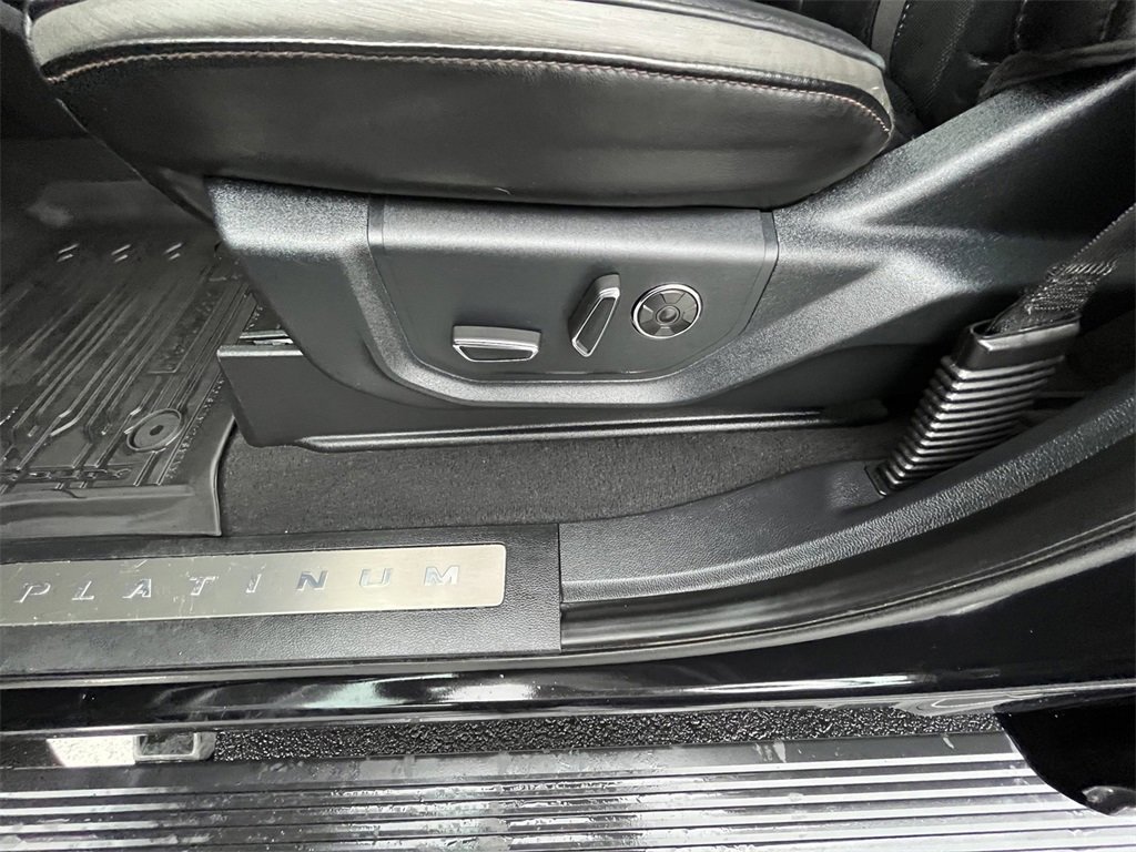 Certified 2021 Ford F350 Platinum image 12