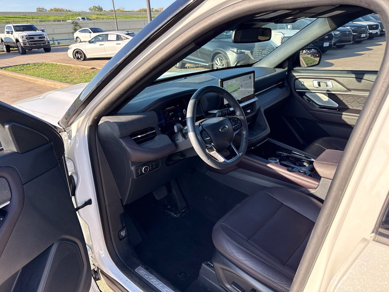 Certified 2025 Ford Explorer Platinum w/ Ultimate Package RWD image 20