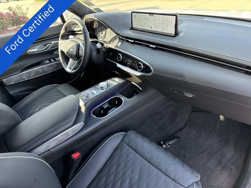 Used 2025 Genesis GV70 3.5T Sport w/ Sport Advanced Package image 14