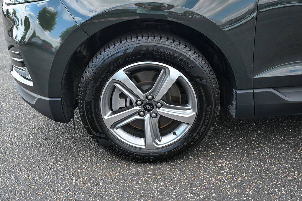 Certified 2023 Ford Edge SEL w/ Convenience Package AWD/4WD image 12