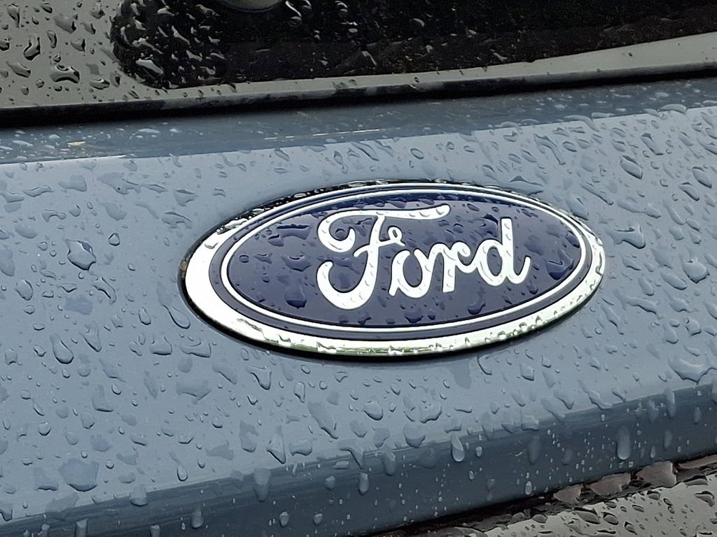 Certified 2025 Ford Explorer ST w/ Sun And Sound Package AWD/4WD image 31