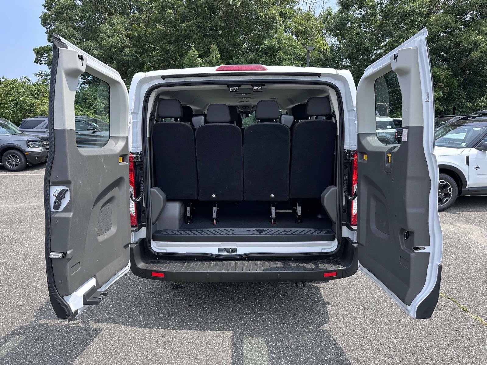 Certified 2025 Ford Transit 350 XLT RWD image 8