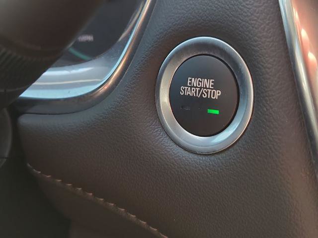 Used 2023 Chevrolet Traverse LT FWD image 28