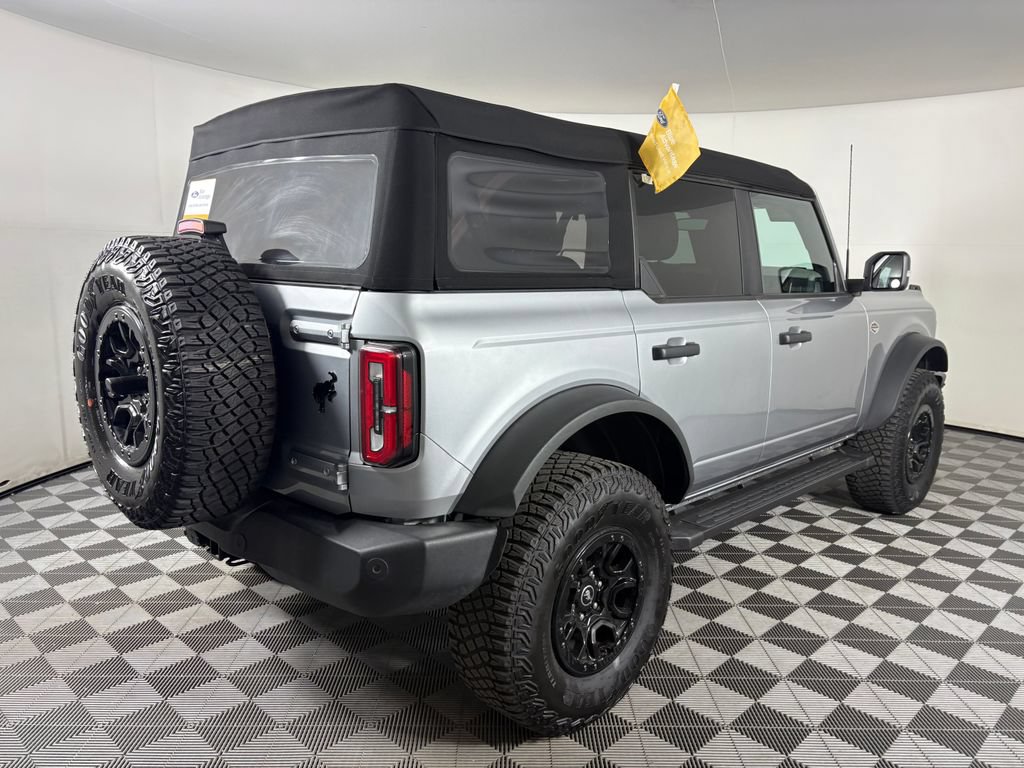 Certified 2023 Ford Bronco Wildtrak AWD/4WD image 5