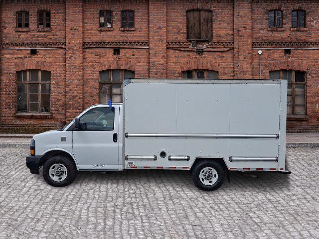 Used 2021 GMC Savana 3500 w/ Power Convenience Package RWD image 7