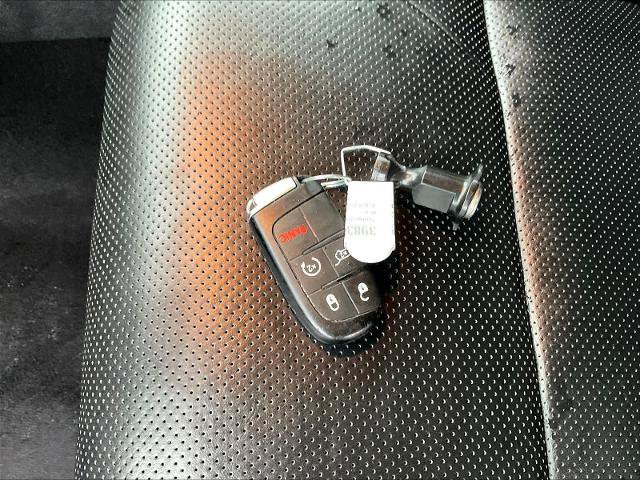 Used 2025 Dodge Durango R/T AWD/4WD image 37
