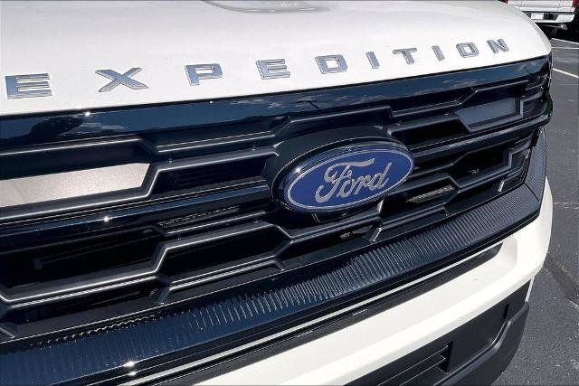 Certified 2025 Ford Expedition Max Active RWD image 31