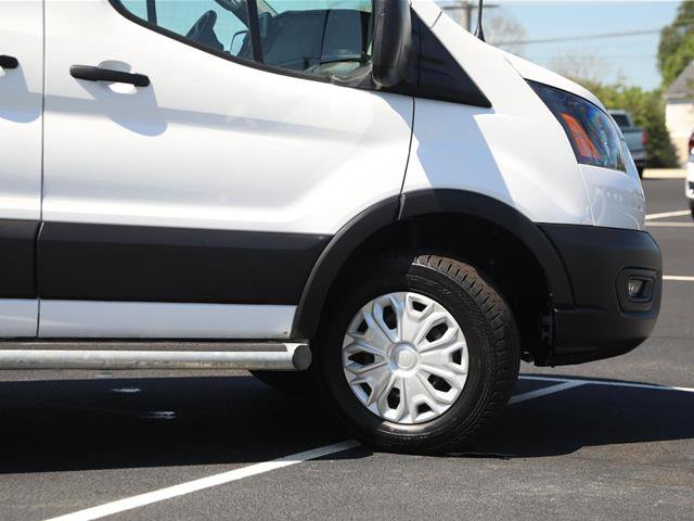 Certified 2025 Ford Transit 250 Low Roof w/ Exterior Upgrade Package RWD image 5
