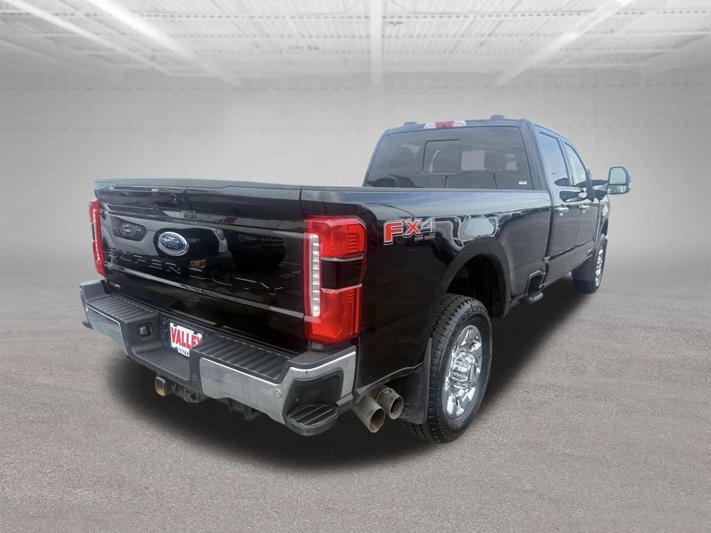 Certified 2025 Ford F350 Lariat w/ Lariat Ultimate Package AWD/4WD image 4