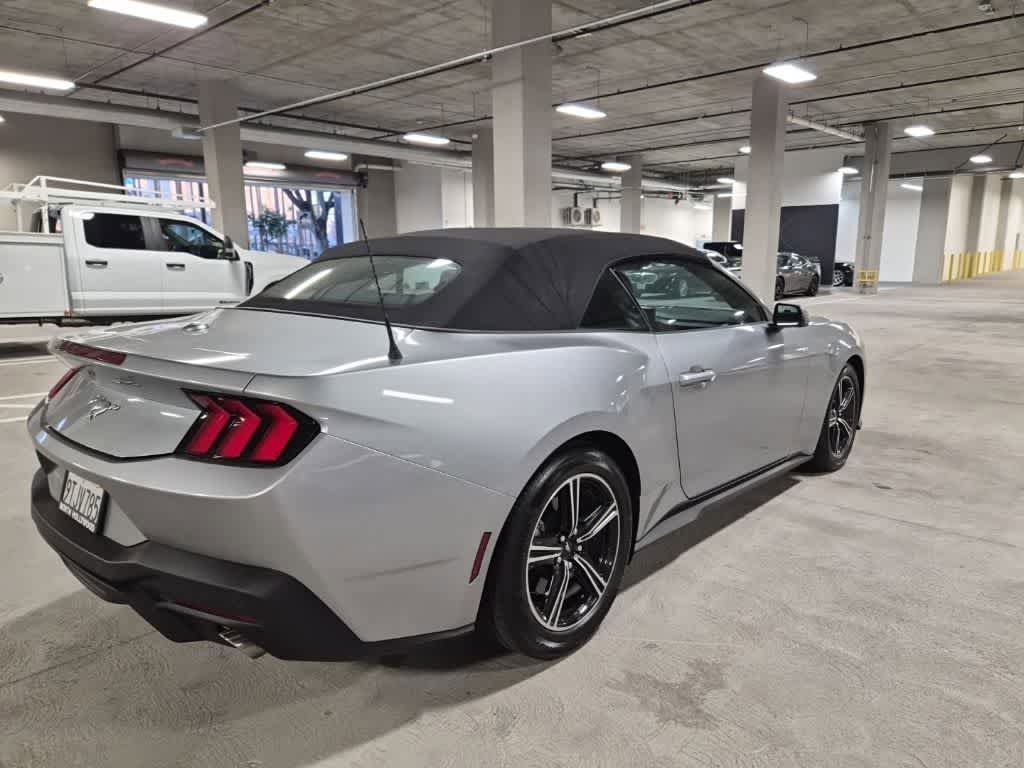 Certified 2025 Ford Mustang Convertible RWD image 2