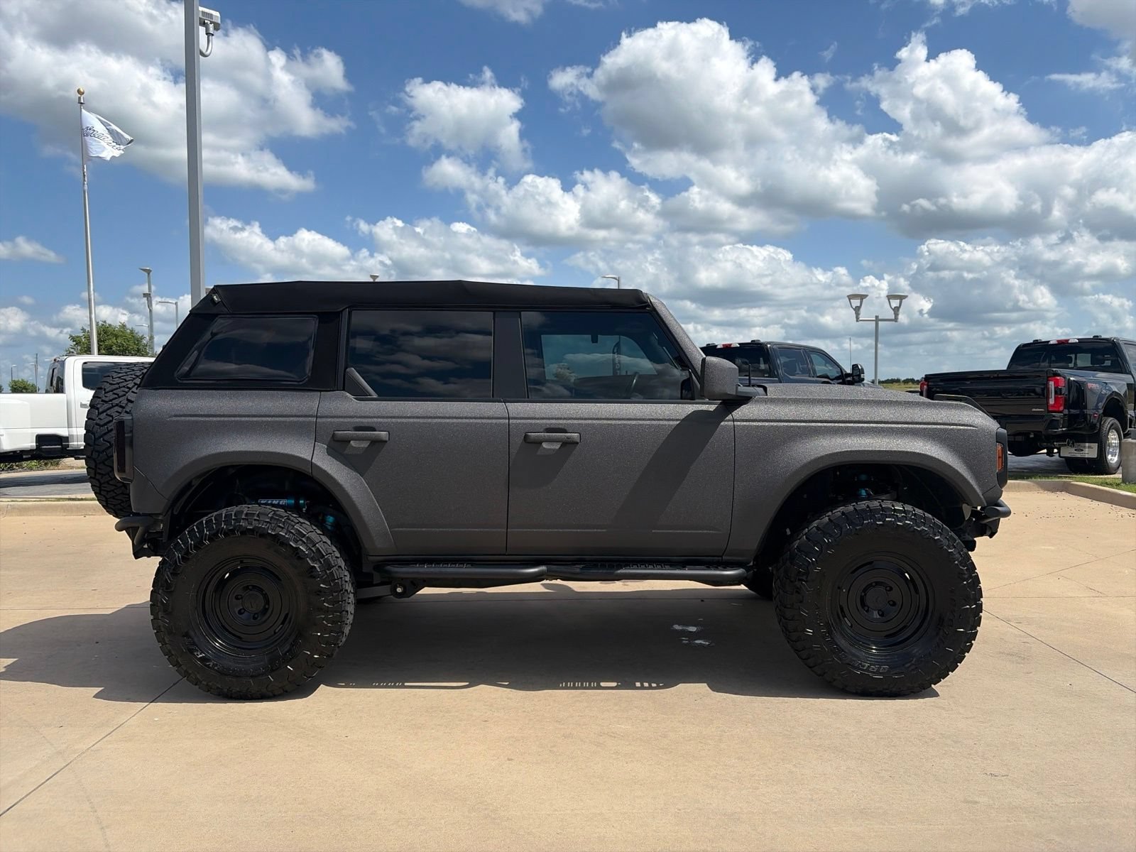Certified 2021 Ford Bronco Outer Banks w/ Sasquatch Package AWD/4WD image 6