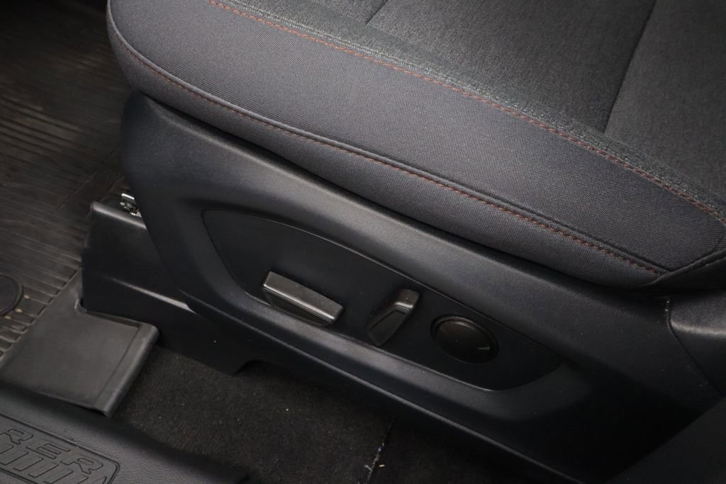 Certified 2025 Ford Explorer Active image 24