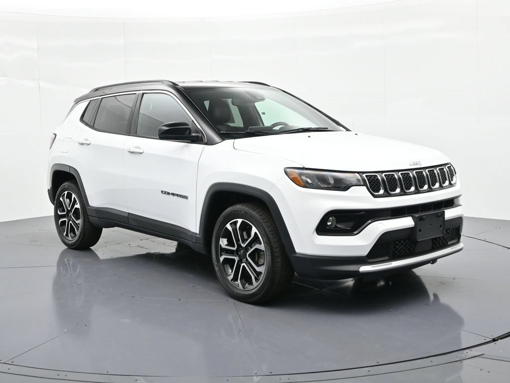 Used 2023 Jeep Compass Limited AWD/4WD image 4