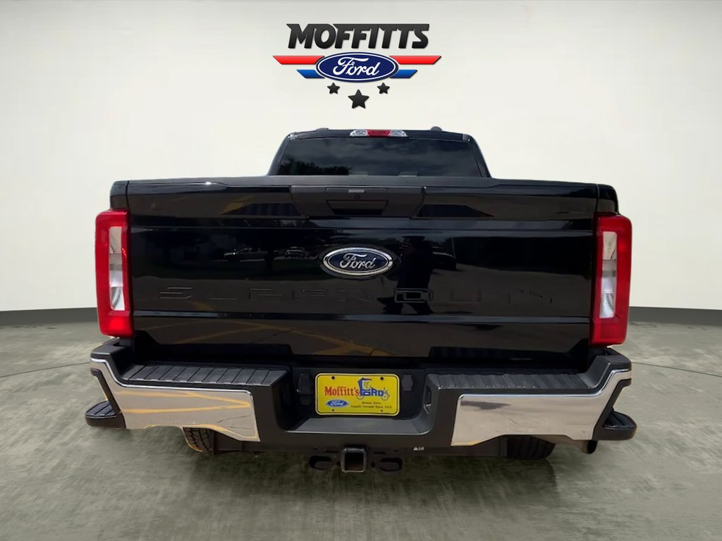 Certified 2024 Ford F250 XLT AWD/4WD image 3