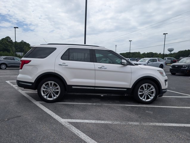 Certified 2019 Ford Explorer Limited FWD image 6