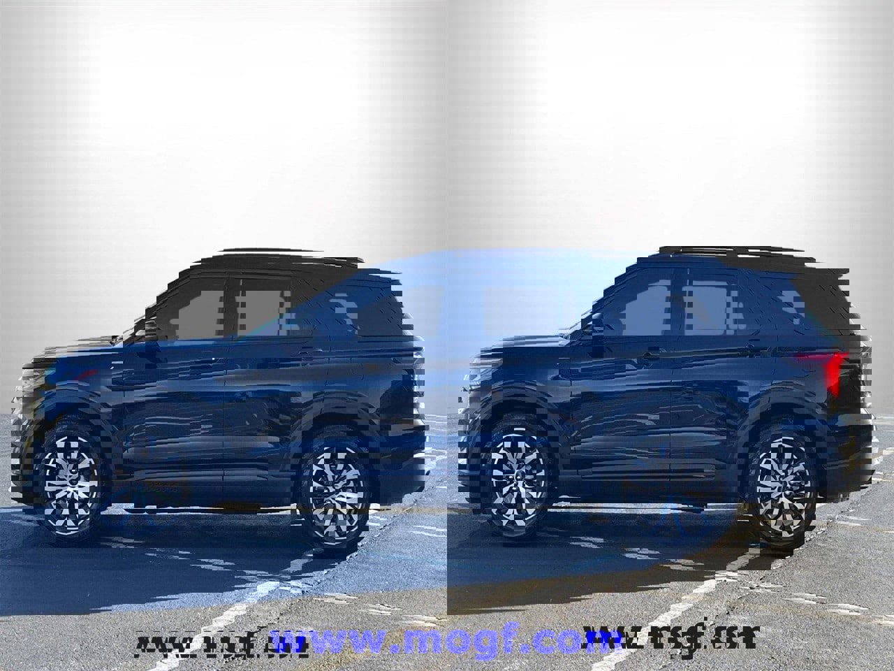 Certified 2025 Ford Explorer ST-Line w/ Premium Package image 6