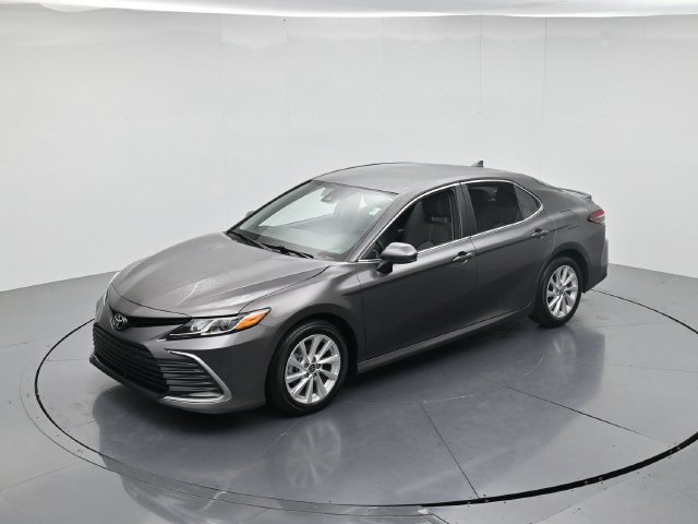 Used 2024 Toyota Camry LE FWD image 42