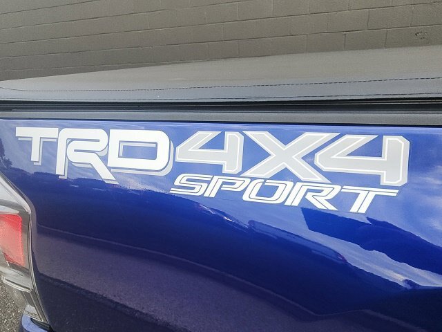 Used 2022 Toyota Tacoma TRD Sport AWD/4WD image 40