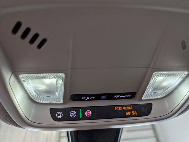 Used 2022 Chevrolet Malibu LT FWD image 25
