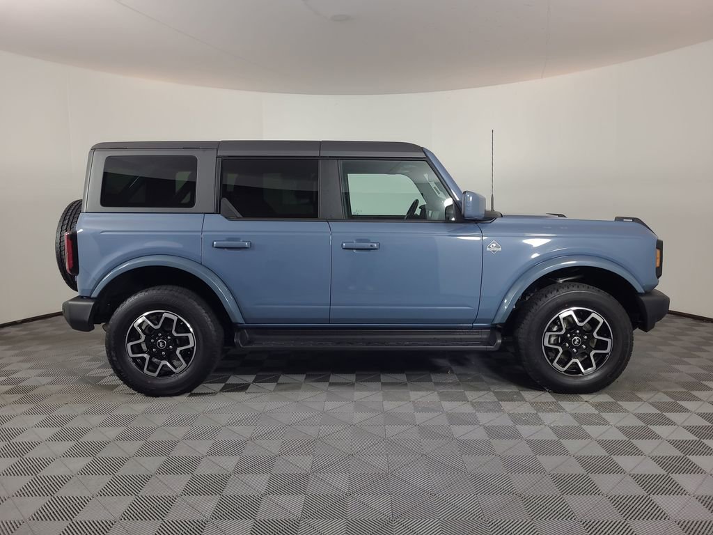 Certified 2025 Ford Bronco Outer Banks AWD/4WD image 2