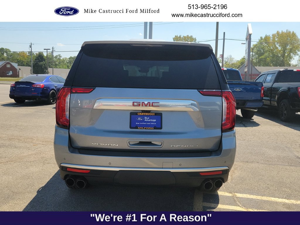 Used 2024 GMC Yukon Denali w/ Advanced Technology Package AWD/4WD image 4
