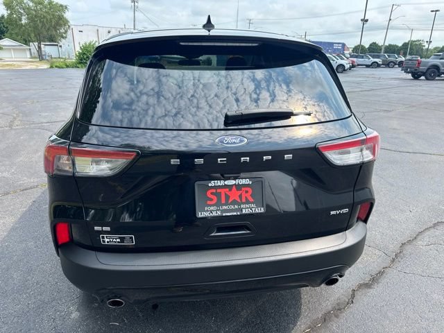 Certified 2022 Ford Escape SE w/ SE Sport Appearance Package AWD/4WD image 4
