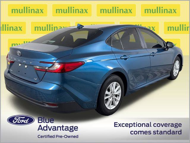 Used 2025 Toyota Camry LE FWD image 4