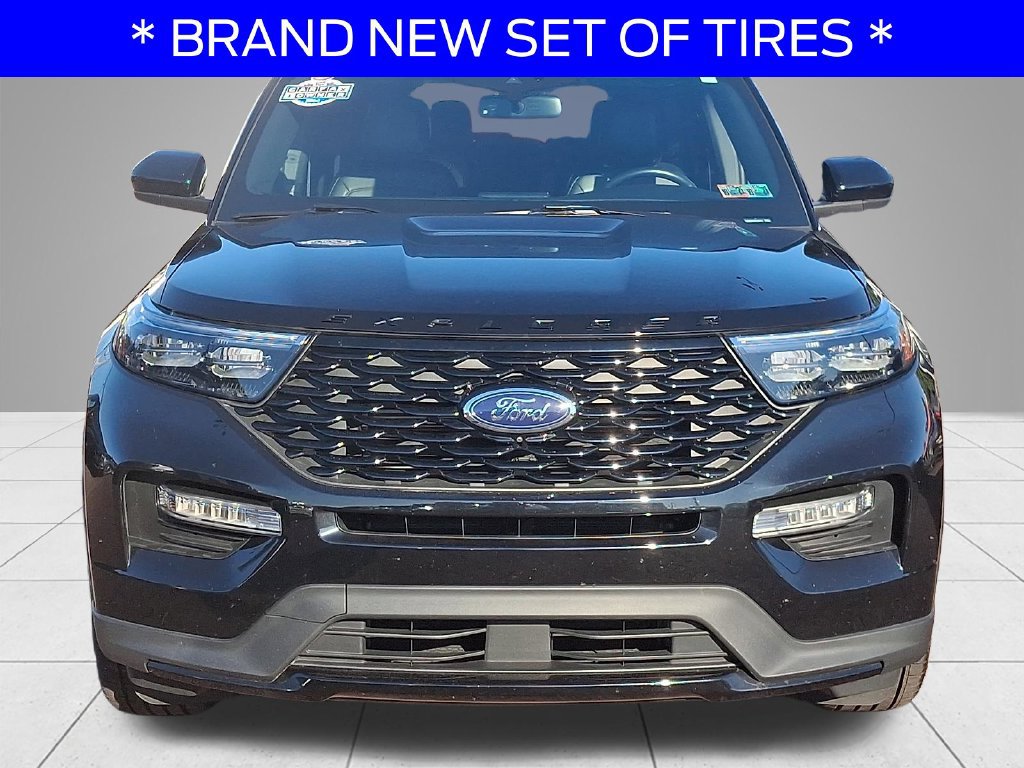 Certified 2024 Ford Explorer ST-Line w/ Class IV Trailer Tow Package AWD/4WD image 2