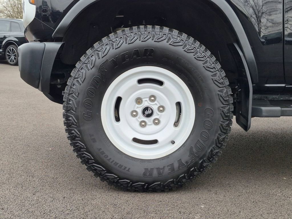 Certified 2023 Ford Bronco Heritage Edition AWD/4WD image 24