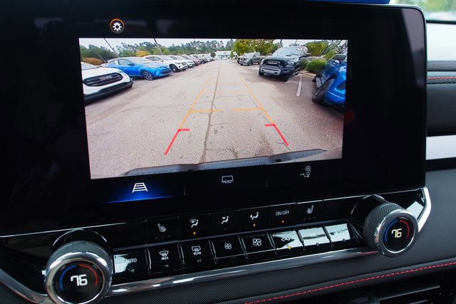 Used 2024 Chevrolet Colorado Z71 w/ Z71 Convenience Package 2 image 29