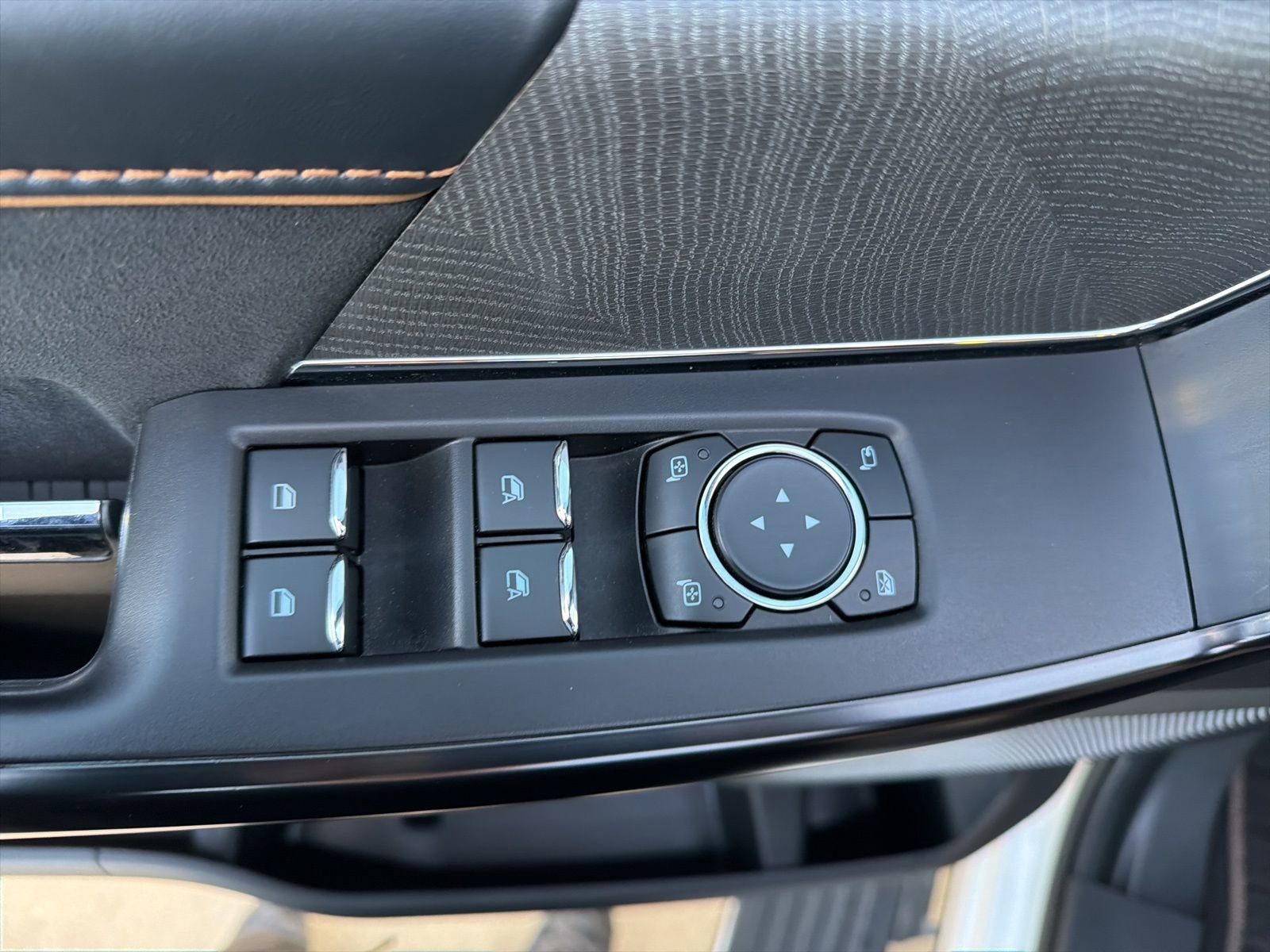 Certified 2021 Ford F150 Platinum w/ Equipment Group 701A High image 14