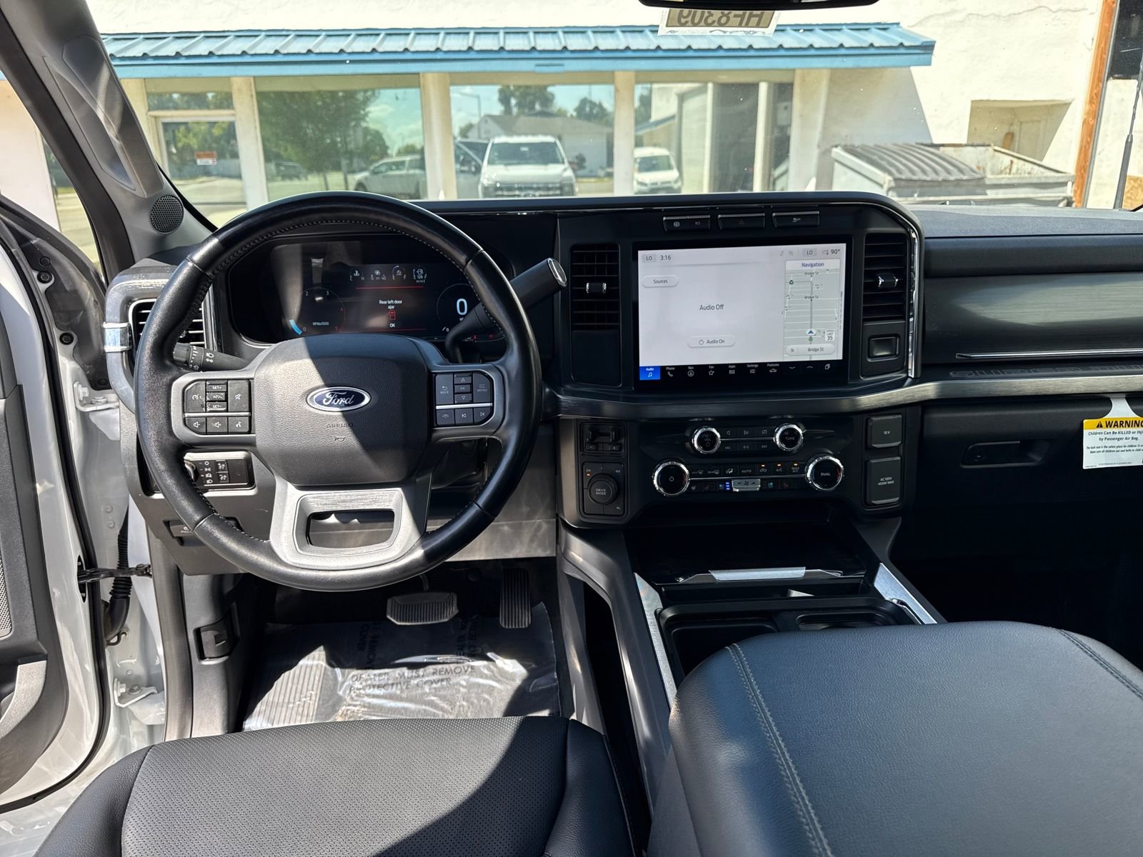 Certified 2024 Ford F250 Lariat AWD/4WD image 12