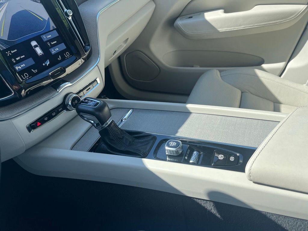 Used 2018 Volvo XC60 T6 Inscription w/ Luxury Seat Package AWD/4WD image 33