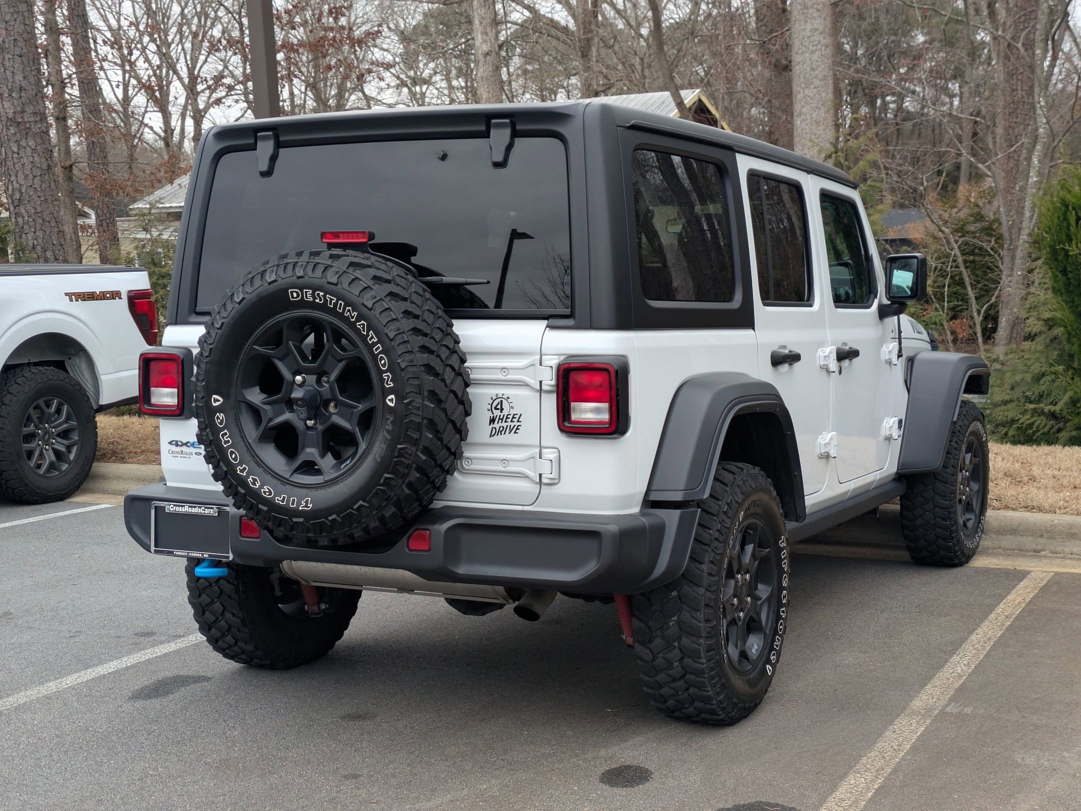 Used 2023 Jeep Wrangler Unlimited image 4