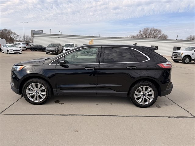 Certified 2022 Ford Edge Titanium AWD/4WD image 15