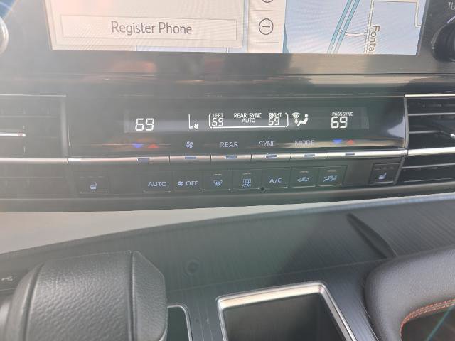 Used 2024 Toyota Sienna XSE AWD/4WD image 26