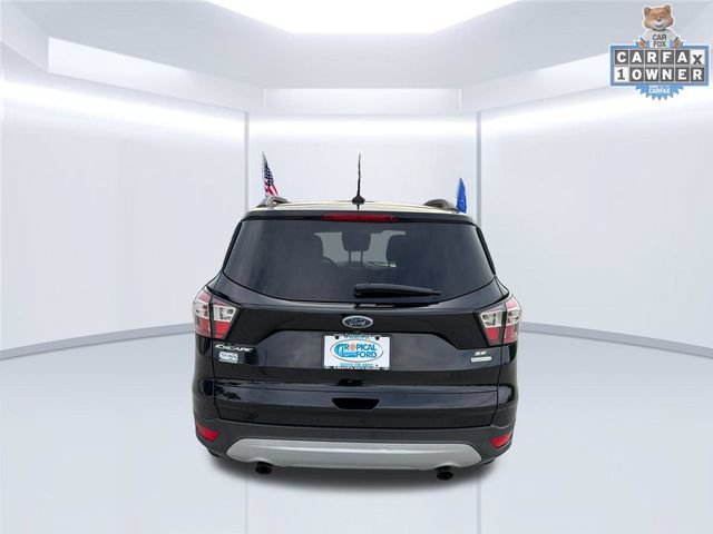 Certified 2018 Ford Escape SE w/ SE Sync 3 Package FWD image 7