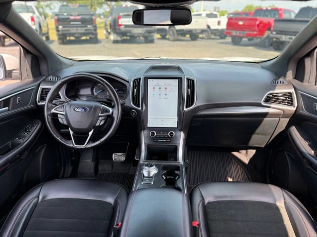 Certified 2023 Ford Edge ST-Line AWD/4WD image 2
